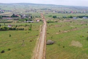 30.04.2020. Piekoszów. Budowa ulicy Przemysłowej / Jarosław Kubalski / Radio Kielce