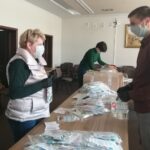 19.04.2020. Mieszkańcy Zawichostu i Koprzywnicy szyją maseczki / Grażyna Szlęzak-Wójcik / Radio Kielce