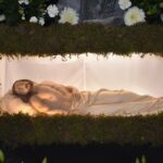 10.04.2020. Starachowice. Grób Pański w Parafii Matki Bożej Nieustającej Pomocy / Anna Głąb / Radio Kielce