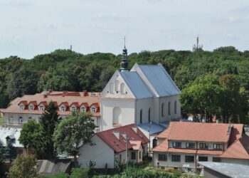 Kościół św. Józefa w Sandomierzu / wikipedia.org