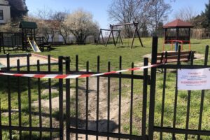 05.04.2020. Sandomierz. Puste ulice i parki / Grażyna Szlęzak-Wójcik / Radio Kielce