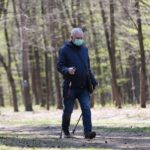 20.04.2020. Kielce. Parki i lasy pełne spacerowiczów, rowerzystów i biegaczy / Wiktor Taszłow / Radio Kielce