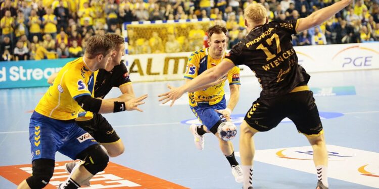 29.02.2020 Kielce. Mecz Ligi Mistrzów PGE Vive Kielce - THW Kiel / Wiktor Taszłow / Radio Kielce