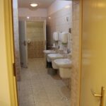 21.04.2020. Sitkówka-Nowiny. Schronisko i osiedle socjalne / Wiktor Taszłow / Radio Kielce