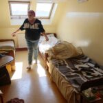 21.04.2020. Sitkówka-Nowiny. Schronisko i osiedle socjalne / Wiktor Taszłow / Radio Kielce