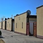 21.04.2020. Sitkówka-Nowiny. Schronisko i osiedle socjalne / Wiktor Taszłow / Radio Kielce