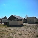 21.04.2020. Sitkówka-Nowiny. Schronisko i osiedle socjalne / Wiktor Taszłow / Radio Kielce