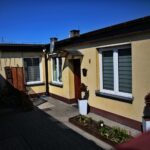 21.04.2020. Sitkówka-Nowiny. Schronisko i osiedle socjalne / Wiktor Taszłow / Radio Kielce