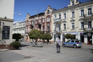 27.04.2020 Kielce. Wiosenne porządki / Wiktor Taszłow / Radio Kielce