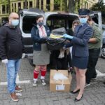 30.04.2020. Kielce. Przekazanie przyłbic i maseczek dla WSZ w Kielcach / Wiktor Taszłow / Radio Kielce