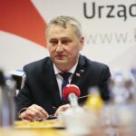 24.02.2020. Kielce. Konferencja poświęcona obchodom Narodowego Dnia Pamięci Żołnierzy Wyklętych w Urzędzie Wojewódzkim. Na zdjęciu (od lewej): Zbigniew Koniusz - wojewoda świętokrzyski / Wiktor Taszłow / Radio Kielce
