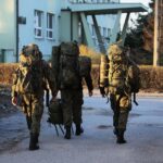 02.04.2020. Kielce. Koszarowanie żołnierzy WOT przy ul. Mielczarskiego / Wiktor Taszłow / Radio Kielce