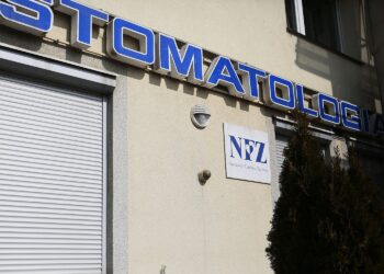 03.04.2020. Kielce. Przychodnie i gabinety stomatologiczne / Wiktor Taszłow / Radio Kielce