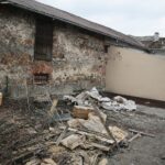 03.04.2020. Kielce. Wyburzanie budynków na Wzgórzu Karscha / Wiktor Taszłow / Radio Kielce