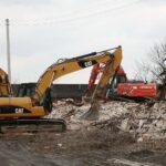 03.04.2020. Kielce. Wyburzanie budynków na Wzgórzu Karscha / Wiktor Taszłow / Radio Kielce