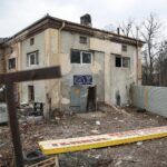 03.04.2020. Kielce. Wyburzanie budynków na Wzgórzu Karscha / Wiktor Taszłow / Radio Kielce