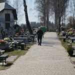 07.04.2020. Kielce. Cmentarz na Piaskach / Wiktor Taszłow / Radio Kielce