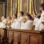 09.04.2020. Kielce. Wielki Czwartek. Msza Święta Krzyżma w Bazylice Katedralnej w Kielcach / Wiktor Taszłow / Radio Kielce