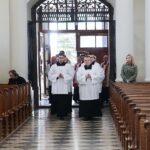 10.04.2020 Święty Krzyż. Droga Krzyżowa / Wiktor Taszłow / Radio Kielce