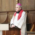 10.04.2020 Święty Krzyż. Droga Krzyżowa. Na zdjęciu: biskup Krzysztof Nitkiewicz / Wiktor Taszłow / Radio Kielce