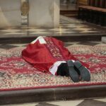 10.04.2020 Święty Krzyż. Droga Krzyżowa / Wiktor Taszłow / Radio Kielce