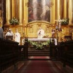 13.04.2020. Kielce. Poniedziałek wielkanocny. Msza św. w bazylice katedralnej. Na zdjęciu (od lewej): ks. Grzegorz Stachura, ks. Marcin Polak, ks. Jacek Malewski / Wiktor Taszłow / Radio Kielce