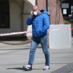 16.04.2020. Kielce. Mieszkańcy w maseczkach / Wiktor Taszłow / Radio Kielce