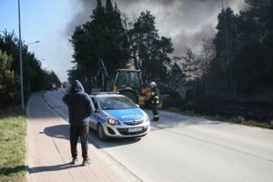 19.04.2020. Sitkówka-Nowiny. Pożar składowiska odpadów / Wiktor Taszłow / Radio Kielce