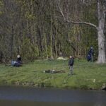 20.04.2020. Kielce. Parki i lasy pełne spacerowiczów, rowerzystów i biegaczy / Wiktor Taszłow / Radio Kielce