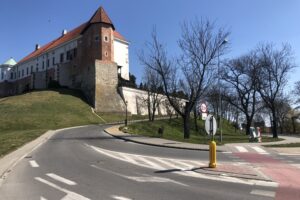 05.04.2020. Sandomierz. Puste ulice i parki / Grażyna Szlęzak-Wójcik / Radio Kielce