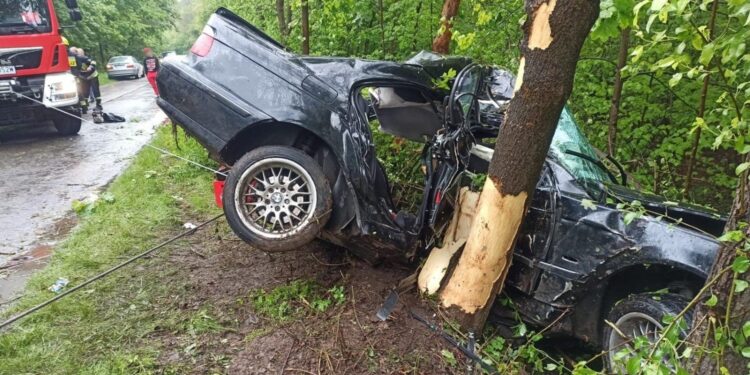 24.05.2020 Wólka Trzemecka. Tragiczny wypadek / KPP w Ostrowcu Świętokrzyskim