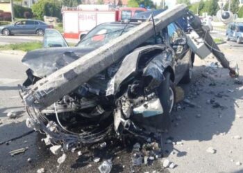 20.05.2020. Starachowice. Wypadek na Rondzie Solidarności / PSP Starachowice