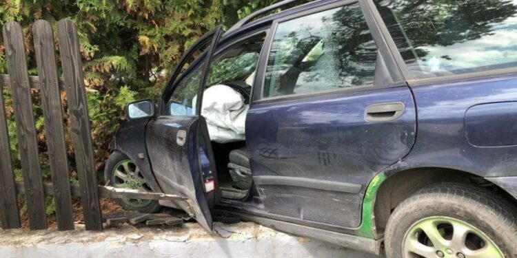 28.05.2020. Górki. Kolizja volvo / Świętokrzyska Policja