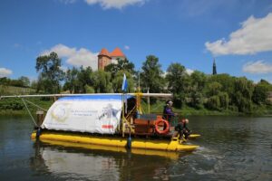 29.05.2020 Sandomierz. Tratwa „Pielgrzym” w Sandomierzu / Ks.Tomasz Lis