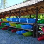 Przystań Batów. Wypożyczalnia kajaków / Emilia Sitarska / Radio Kielce