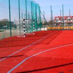 01.05.2020. Staszów. Nowoczesne boisko wielofunkcyjne przy Szkole Podstawowej nr 3 / Grażyna-Szlęzak-Wójcik / Radio Kielce