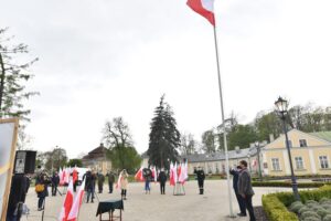 03.05.2020. Końskie. Obchody rocznicy uchwalenia Konstytucji 3 Maja / Magdalena Galas-Klusek / Radio Kielce