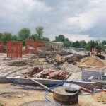 30.05.2020. Pacanów. Budowa Parku Bajki / Marta Gajda / Radio Kielce