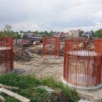 30.05.2020. Pacanów. Budowa Parku Bajki / Marta Gajda / Radio Kielce