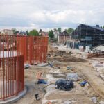 30.05.2020. Pacanów. Budowa Parku Bajki / Marta Gajda / Radio Kielce