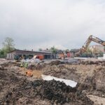 30.05.2020. Pacanów. Budowa Parku Bajki / Marta Gajda / Radio Kielce