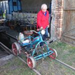01.05.2020. Starachowice. Stacja Kolejki Wąskotorowej. Na zdjęciu: Andrzej Cygan, opiekun i miłośnik kolei wąskotorowej / Anna Głąb / Radio Kielce