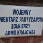 17.05.2020 Skarżysko-Kamienna. Msza święta w 76. rocznicę poświęcenia wojennego cmentarza partyzanckiego Armii Krajowej pododdziału Morwa / Anna Głąb / Radio Kielce