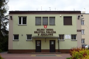 07.05.2020. Jędrzejów. Miejsko-Gminna Biblioteka Publiczna w Jędrzejowie / Ewa Pociejowska-Gawęda / Radio Kielce