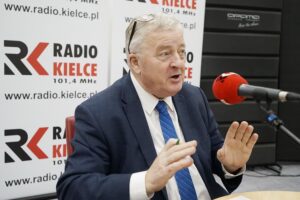 23.02.2020. Kielce. Studio Polityczne Radia Kielce. Na zdjęciu: Czesław Siekierski - PSL / Kamil Król / Radio Kielce