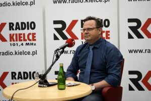 26.04.2020. Studio Polityczne Radia Kielce. Na zdjęciu: Andrzej Szejna - poseł Nowej Lewicy / Robert Felczak / Radio Kielce