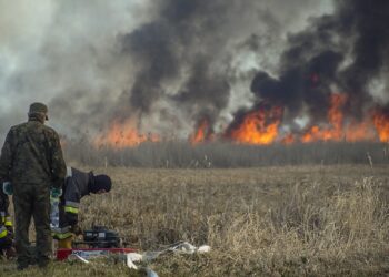 23.04.2020. Pożar w Biebrzańskim Parku Narodowym / Paweł Wądołowski / Radio Białystok