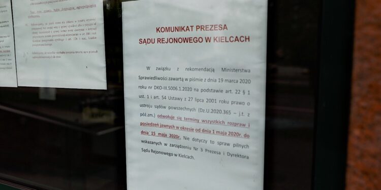 07.05.2020 Kielce. Sąd Rejonowy / Jarosław Kubalski / Radio Kielce
