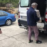 07.05.2020. Sandomierz. 600 litrów mleka przekazał Krajowy Ośrodek Wsparcia Rolnictwa dla Domu Pomocy Społecznej w Sandomierzu / Grażyna Szlęzak-Wójcik / Radio Kielce