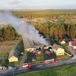 04.05.2020. Chełmce. Pożar pożar kurnika przerobionego na zakład meblarski / Jarosław Kubalski / Radio Kielce